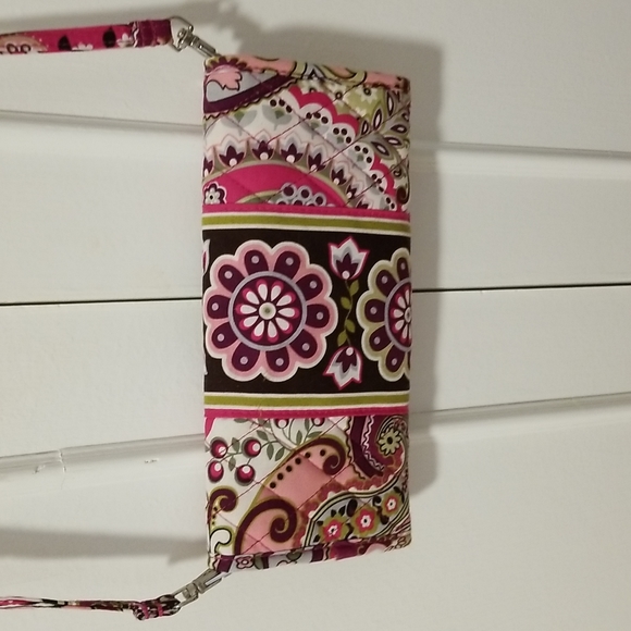 Vera Bradley Crossbody Wallet - Picture 5 of 6